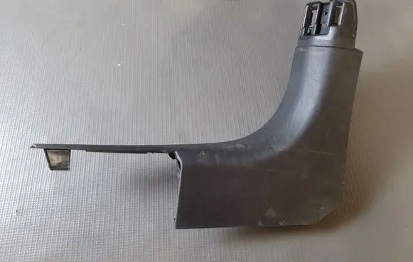 Peugeot 208 Front sill trim cover 98233029