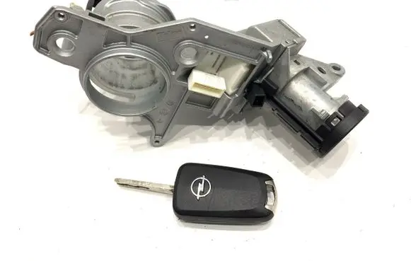 Opel Astra H Ignition lock 2421430
