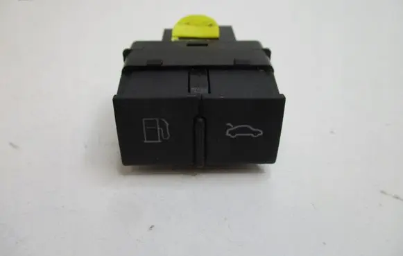 Audi A3 S3 A3 Sportback 8P Central console control unit 8P0959833A