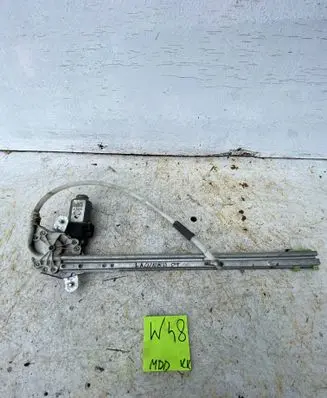 Renault Laguna II Rear door window regulator with motor 400670T7 0311100