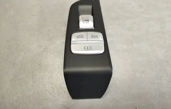 BMW 7 G11 G12 Electric window control switch 9382504