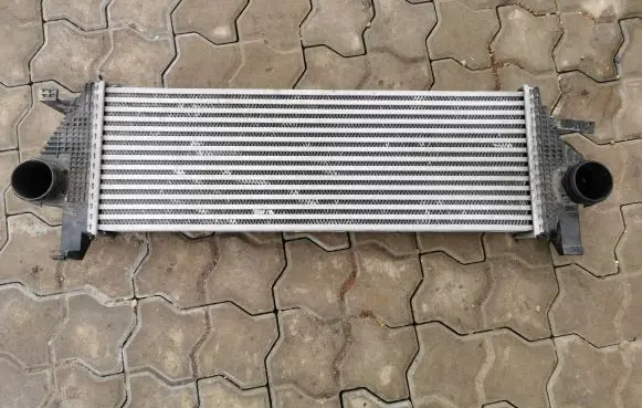 Jeep Grand Cherokee Intercooler radiator 55038004AD 5953770 R3551002206158