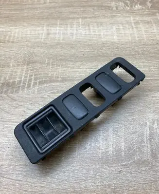 Mitsubishi Pajero Dashboard trim Buttontrim
