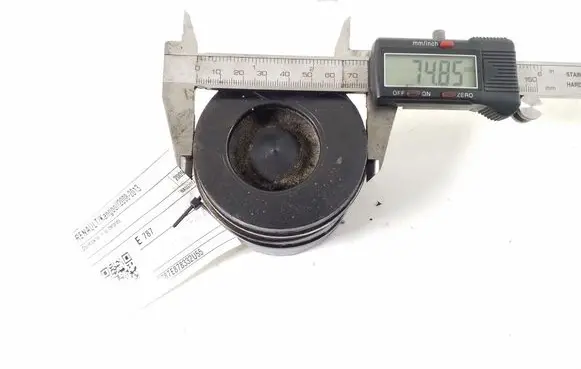 Renault Kangoo II Piston with connecting rod 