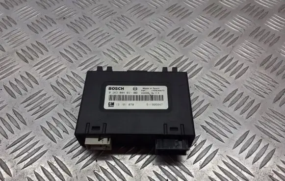 Opel Vectra C Parking PDC control unit/module 13181070