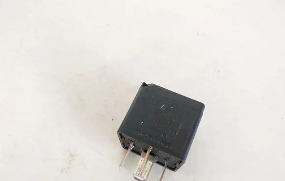 Jaguar XF Other relay 5m5t14b192da v23134-a1-x64