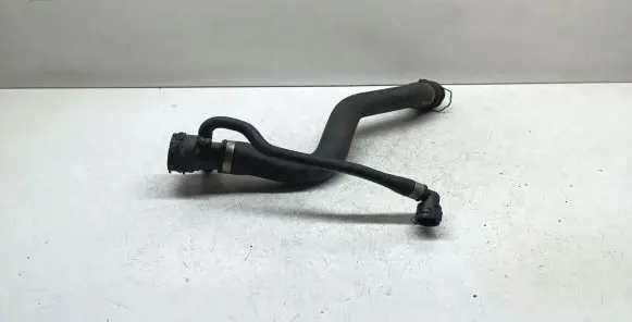 BMW X1 E84 Engine coolant pipe/hose 7525641