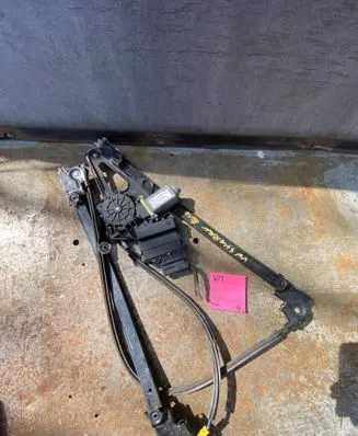Volkswagen Sharan Front door window regulator with motor 7M3959801 YM2114A389AA 106236100