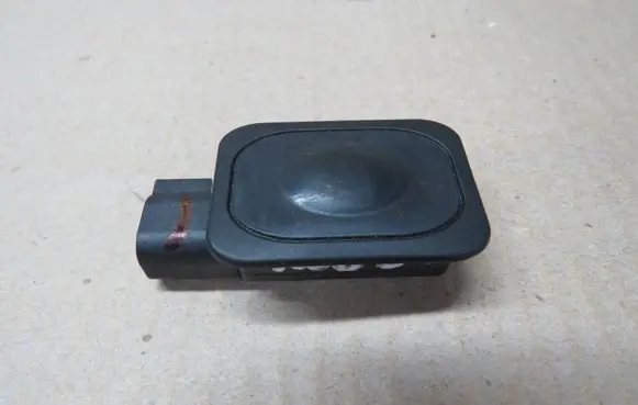 Ford Kuga II Tailgate opening switch 1L2T14K147AA