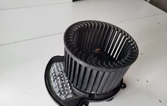 Renault Kadjar Heater fan/blower 1ZB160437973