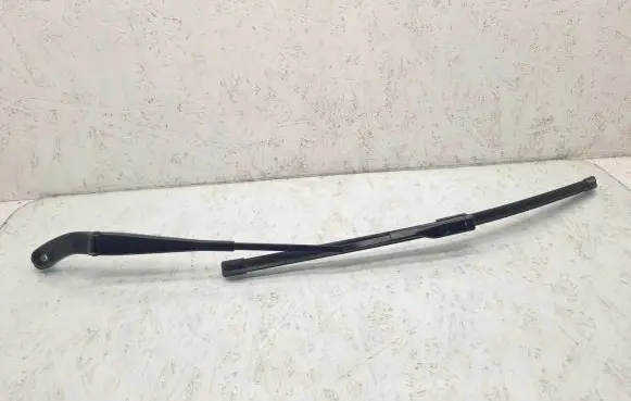 Audi A4 S4 B8 8K Front wiper blade arm 8K1955407