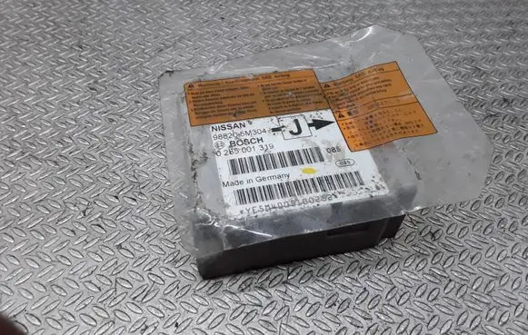 Nissan Almera N16 Airbag control unit/module 988205M304 0285001319