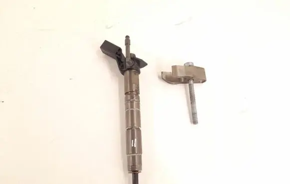 Mercedes-Benz GLK (X204) Fuel injector 6510702987 A6510702987