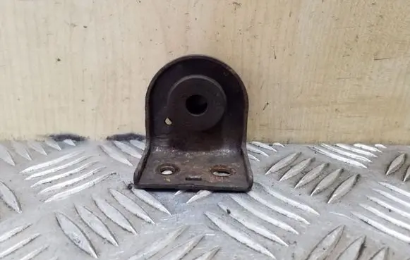 KIA Soul Radiator mount bracket 253351E000
