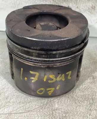 Opel Astra H Piston P885
