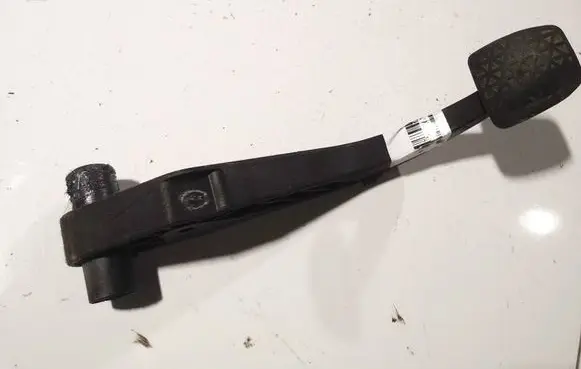 Opel Astra G Clutch pedal 