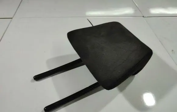 Citroen C3 Picasso Front seat headrest 