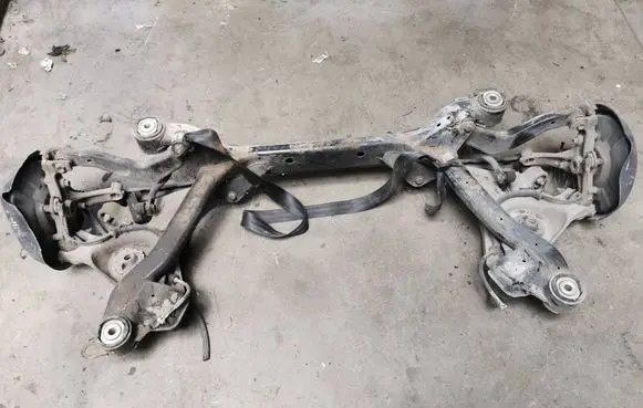 Audi A4 S4 B7 8E 8H Rear subframe