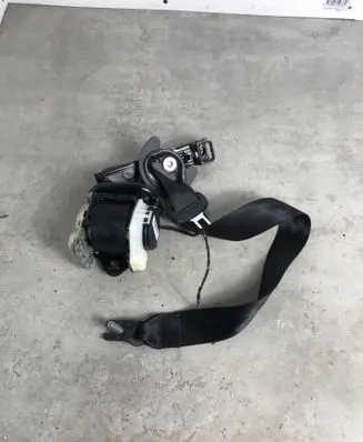 Skoda Superb B8 (3V) Front seatbelt 3V0857701B