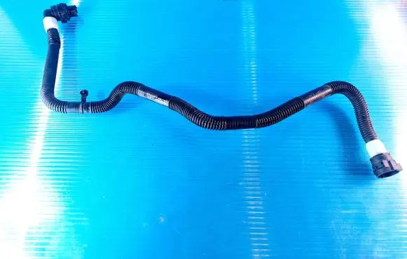 Tesla Model 3 Electric car engine cooling hoses/pipes NW18