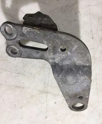 Volkswagen Transporter - Caravelle T5 Engine mounting bracket 03L1033900