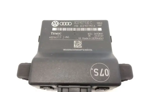 Volkswagen PASSAT B6 Gateway control module 3C0907530C 3C0907951A