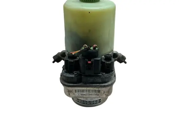 Skoda Fabia Mk2 (5J) Power steering pump 6R0423156C