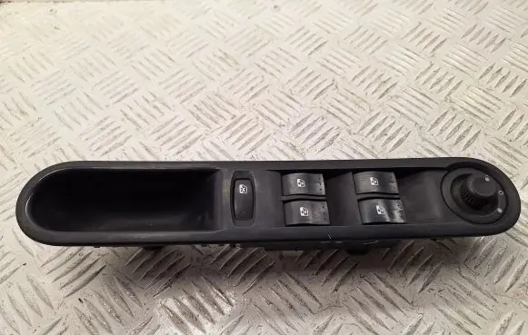 Renault Espace - Grand espace IV Electric window control switch 7701208070 8200519362 0012126