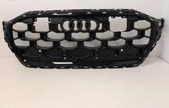Audi Q8 Front bumper upper radiator grill 4M8853651CK 4M8853651BS
