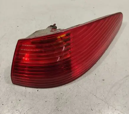 Peugeot 607 Rear/tail lights