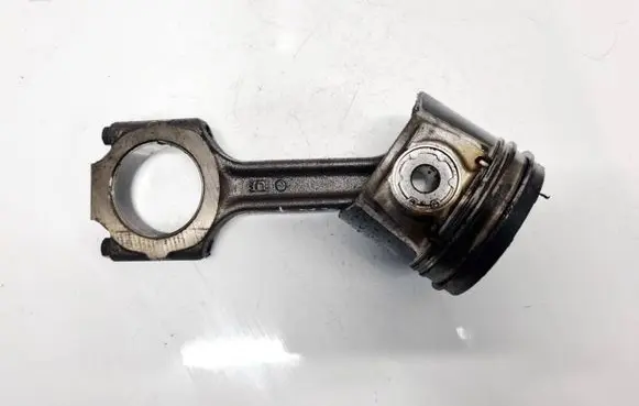Fiat Stilo Piston with connecting rod