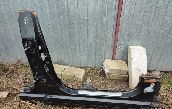 Mercedes-Benz GLA W156 X156 Pillar (middle) 