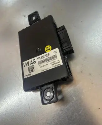Audi A6 S6 C7 4G Gateway control module 4G0907468G 4G0907468A