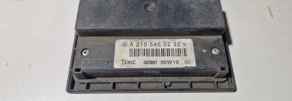Mercedes-Benz E W210 Other control units/modules A2105450232