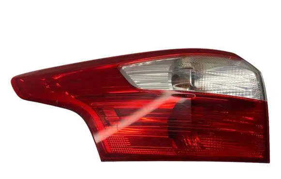 Ford Focus Rear/tail lights E415065 R1S102