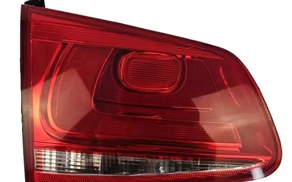 Volkswagen Touareg II Tailgate rear/tail lights 7p6945093c