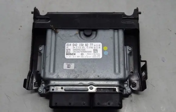 Mercedes-Benz CLS C219 Engine control unit/module A6421508277 6421508277 0281014004