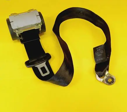 Audi A4 S4 B6 8E 8H Rear seatbelt 8E5857805D
