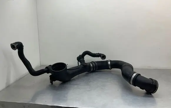 BMW 5 E60 E61 Intercooler hose/pipe 7600011 7600010