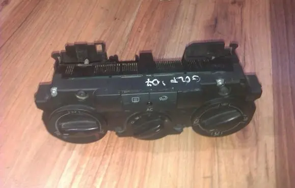 Volkswagen Golf V Climate control unit 1k2820045b