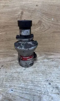 Subaru Legacy LP gas reducer 67R010064