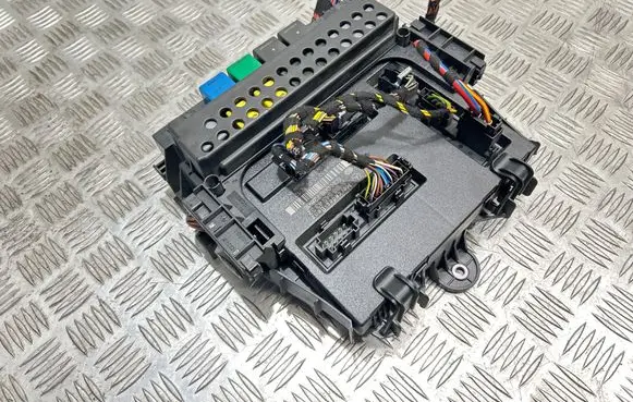 Mercedes-Benz B W245 Comfort/convenience module A1695454332 5DK00872816