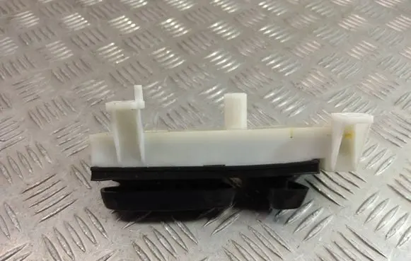 Lexus IS 220D-250-350 Seat control switch 8407053040