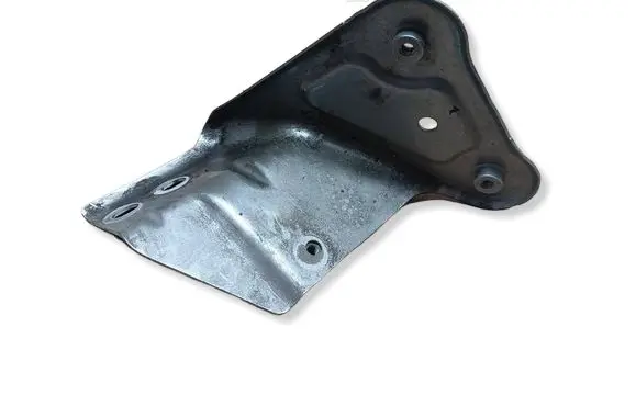 Skoda Rapid (NH) Fender mounting bracket 5JA821142A 1613