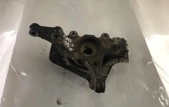 Fiat Punto Evo Front wheel hub