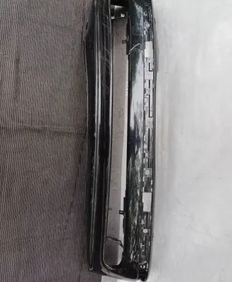 BMW 5 E39 Front bumper 7005948