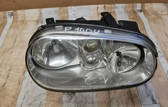 Volkswagen Golf IV Headlight/headlamp 15014500