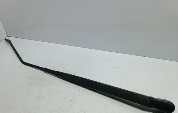 Front wiper blade arm