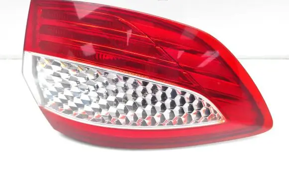Ford Mondeo MK IV Rear/tail lights 7S7113405B