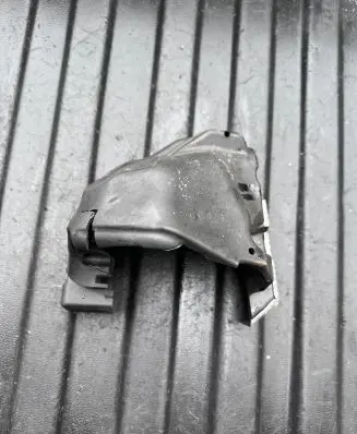 Volvo S90, V90 Heat shield in engine bay 31441253